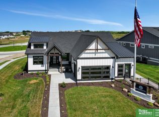 11605 S 123rd Ave, Papillion, NE 68046