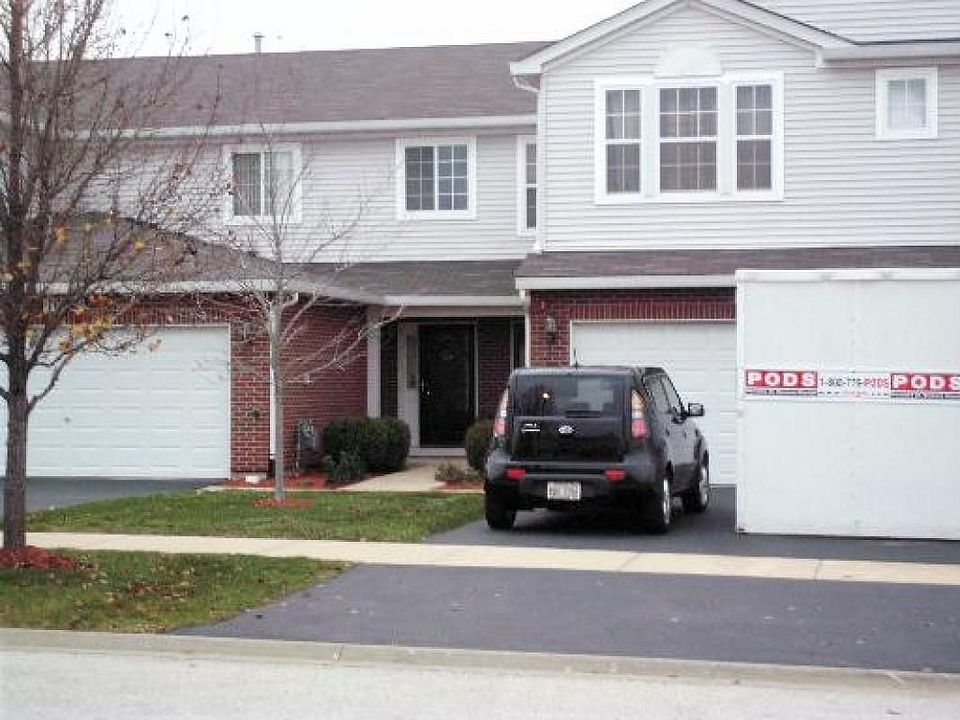 2nd image of 1000 Fieldside Dr #1213
