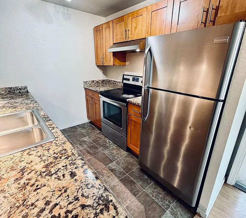 3430 Renton Pl S