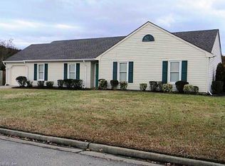 612 Sutherland Dr, Chesapeake, VA 23320