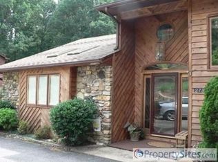 273 Rollingwood Ct, Troutville, VA 24175