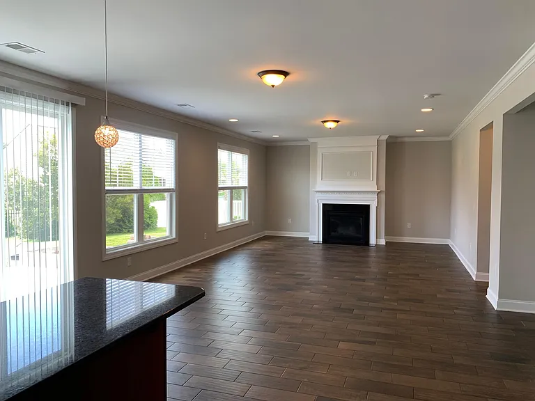 2709 Scarecrow Way — Photo 7