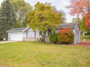 3909 Berry Ridge Dr, Holt, MI 48842