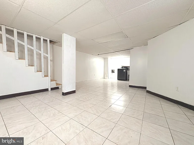 2241 Knorr St — Photo 24