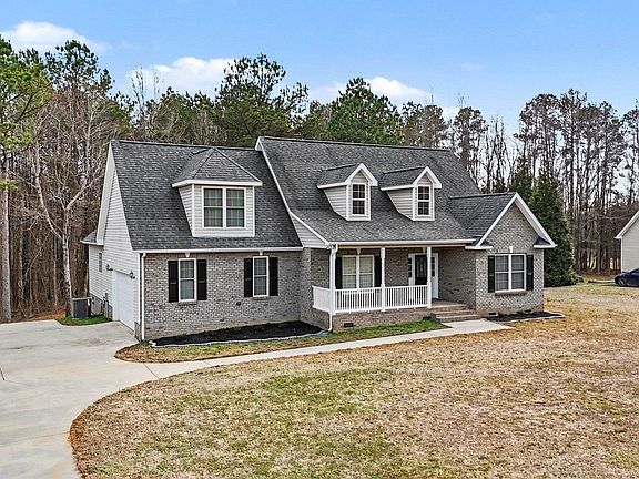 2nd image of 2766 Baird Rd