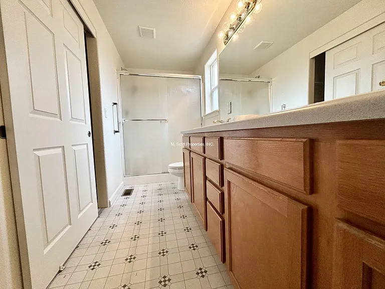23 Conner Way — Photo 8