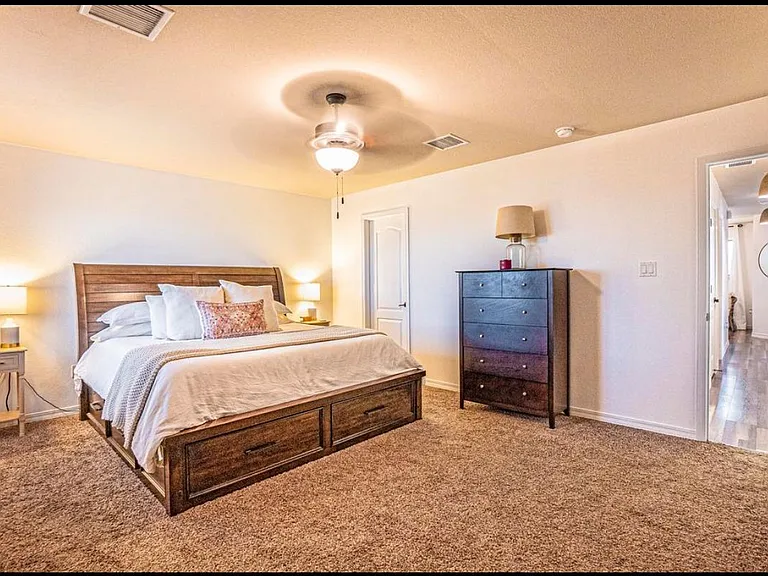 Bedroom 4/Master