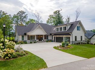 73 Angelina Ln, Mills River, NC 28759