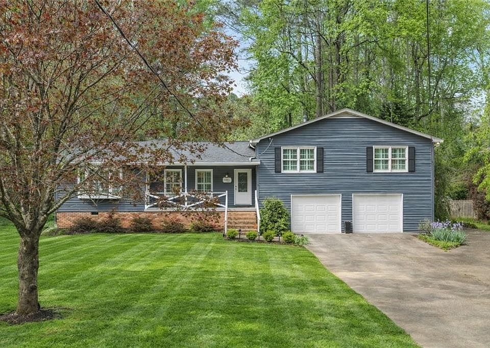1st image of 3851 Meadow Ln