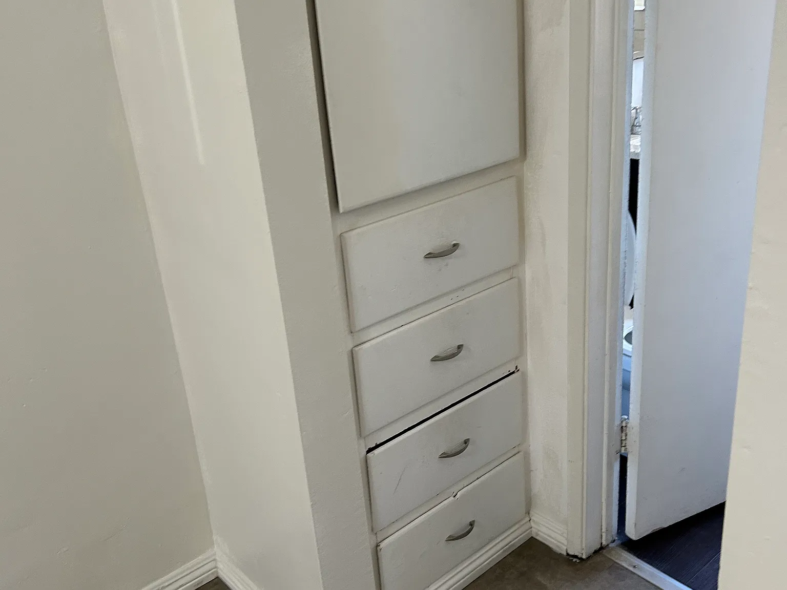 1 bed, 550 sqft, $1,600 — Photo 4