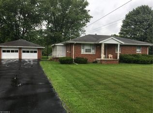 787 Albright McKay Rd NE, Brookfield, OH 44403