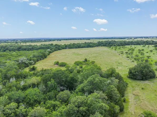 1505 McElroy Ln, New Ulm, TX 78950