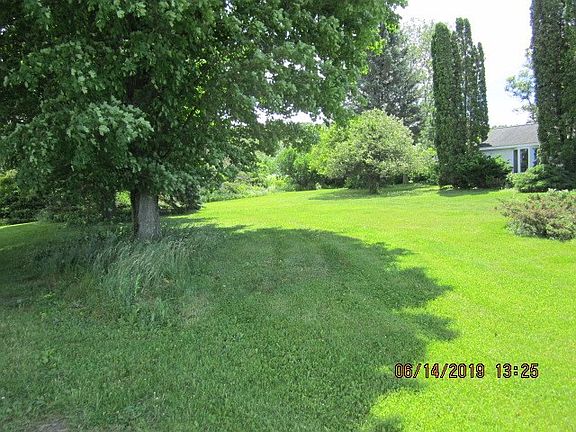 5th image of 780 Brace Hill Rd