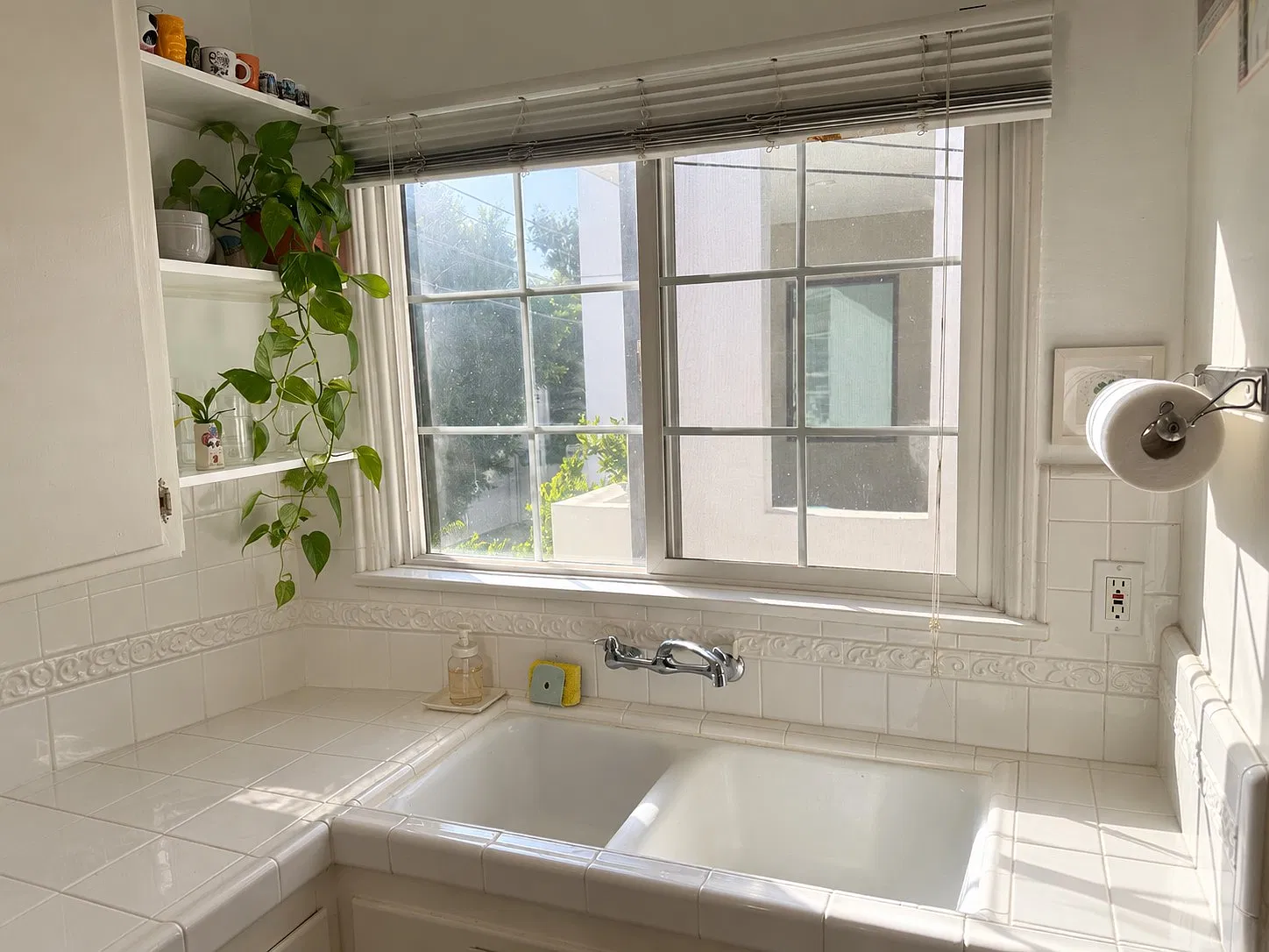 1 bed, 720 sqft, $2,400 — Photo 3
