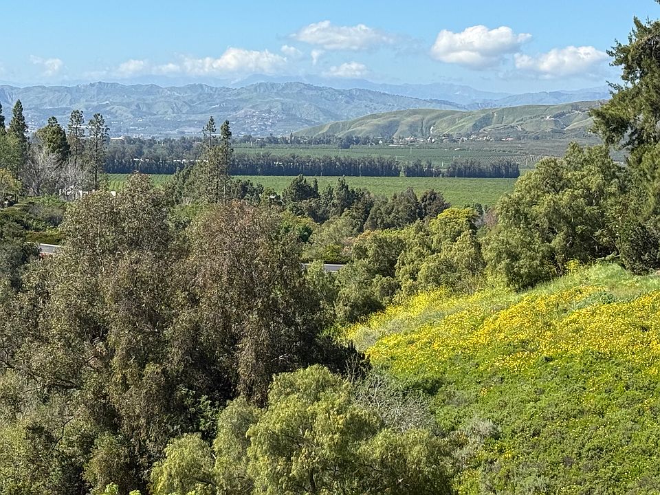 2nd image of 535 Vista Del Campo