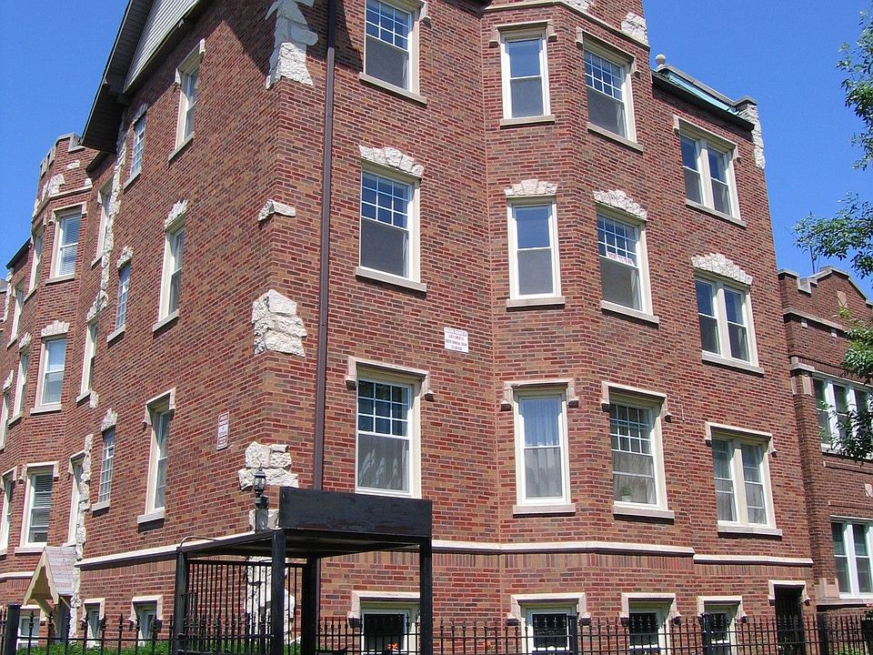 1st image of 2440 N Hamlin Ave APT 3A