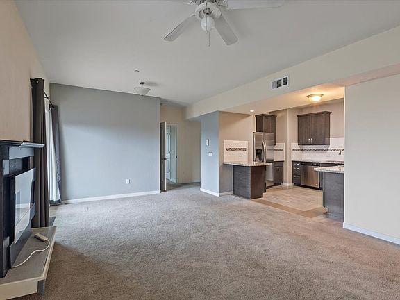 2nd image of 840 Linden Ave #4