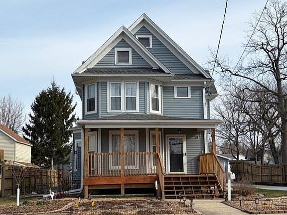 2nd image of 1214 Laurel Ave