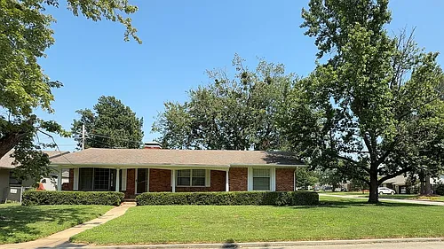 5443 S Marion Ave E Photo 1