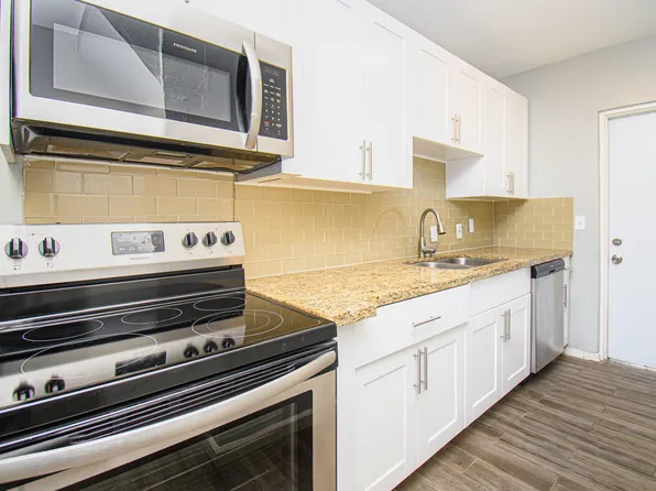 317 NE 13th Ave #3, Fort Lauderdale, FL 33301