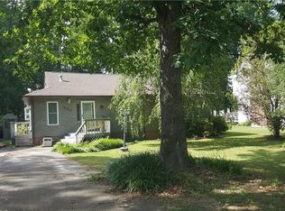 9560 Chipping Dr, North Chesterfield, VA 23237