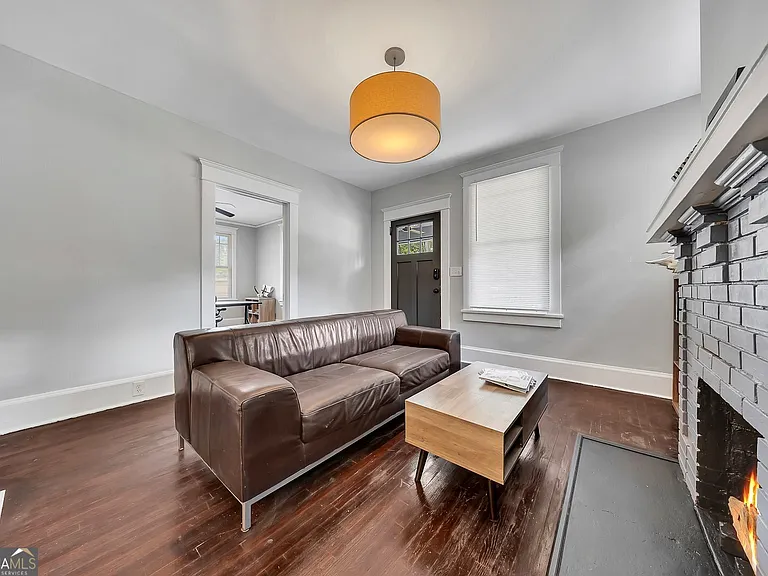 1157 Indale Pl SW — Photo 9
