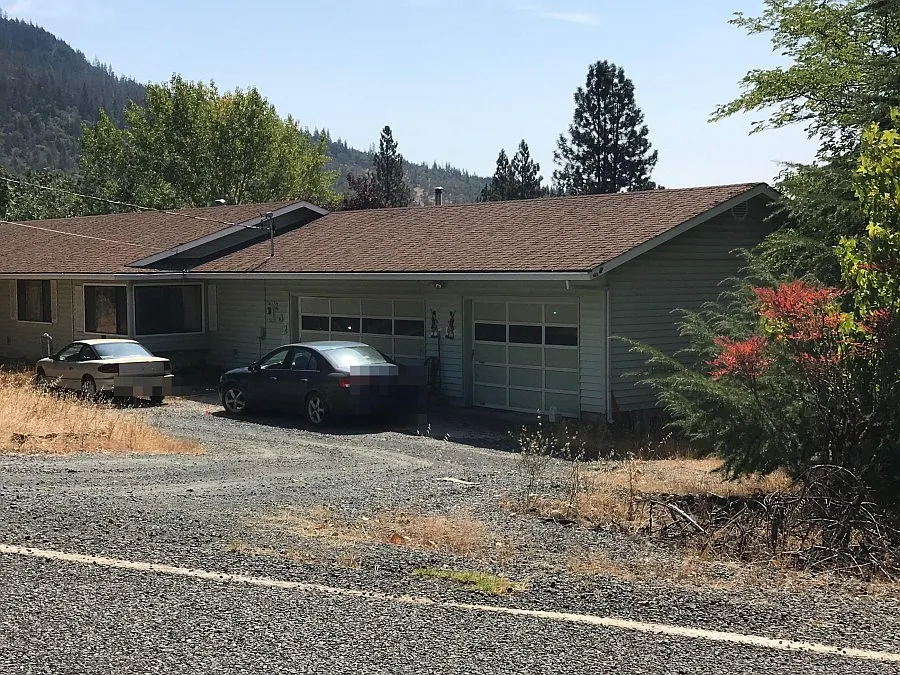 202 Meadow Lark Dr photo 1