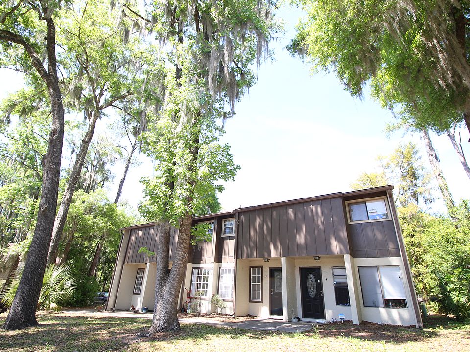 630 SW 10th Lane