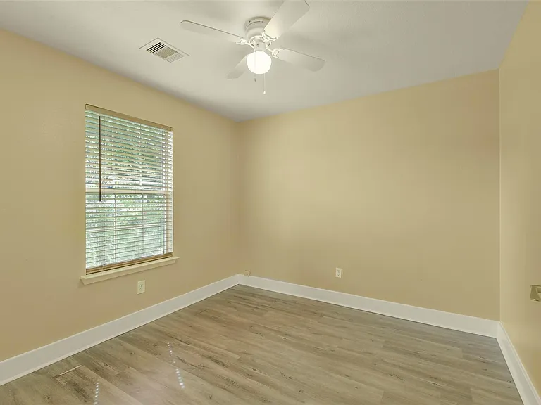 19403 Wann Park Dr — Photo 26