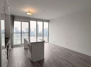 426 University Ave #3909, Toronto, ON