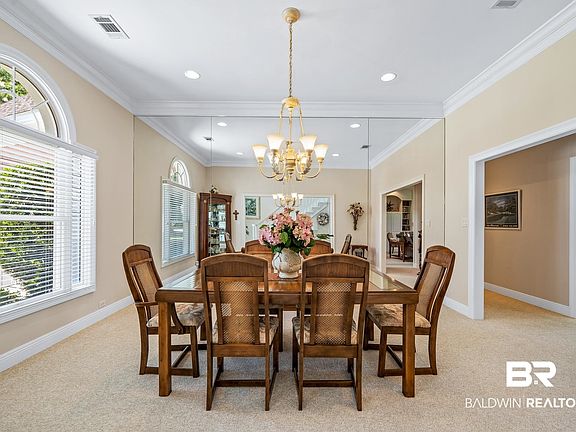 5th image of 9358 Lakeview Dr
