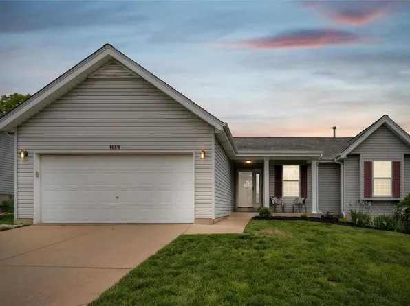 1659 Irish Sea, High Ridge, MO 63049