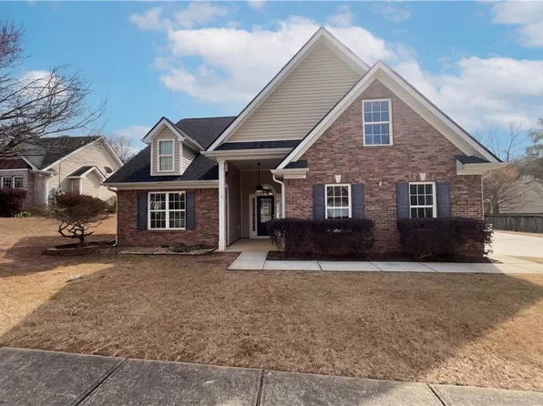 2 Austin Ct, Newnan, GA 30263