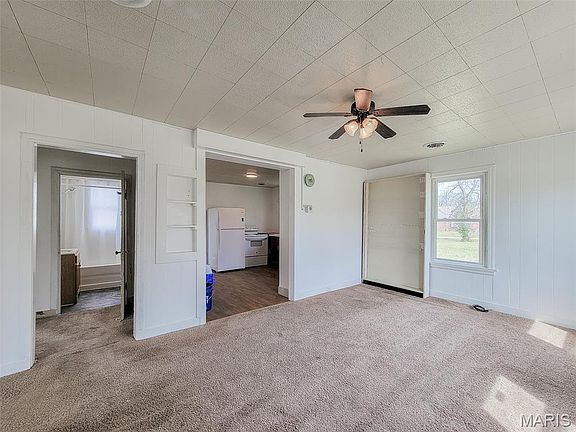 2nd image of 307 W Eldon St
