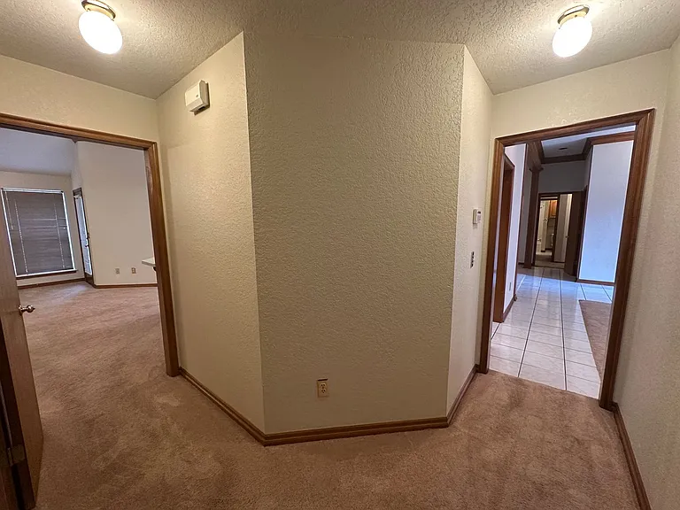 5524 Woodmont Dr — Photo 18