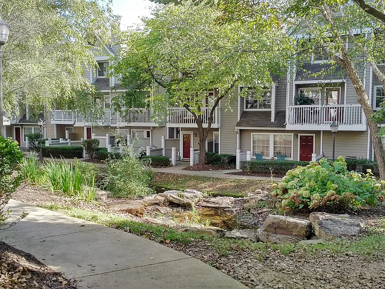 5715 Chapman Mill Dr #310 — Photo 13