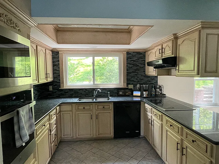3410 Starwood Rd — Photo 6