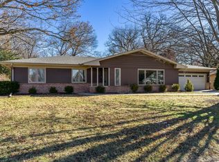 2603 Driftwood Ln, Rockford, IL 61107