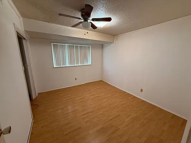 112 N Emberwood Dr — Photo 11