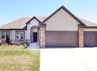 7904 SW 3rd St, Blue Springs, MO 64014