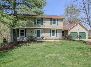 1485 Oak Bluff Ln, Saint Louis, MO 63122