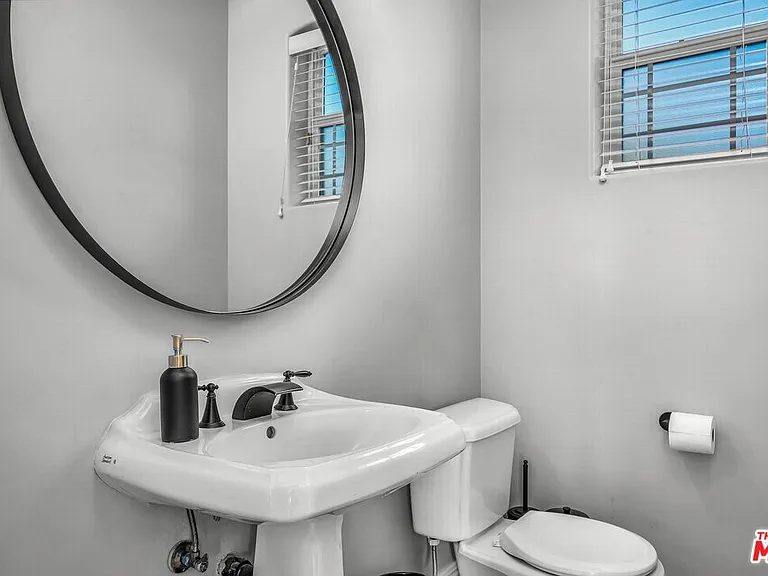 928 Harbor Crossing Ln — Photo 7