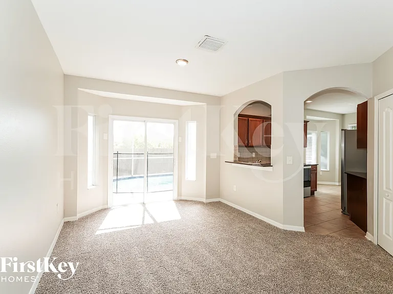 10108 Perthshire Cir — Photo 5