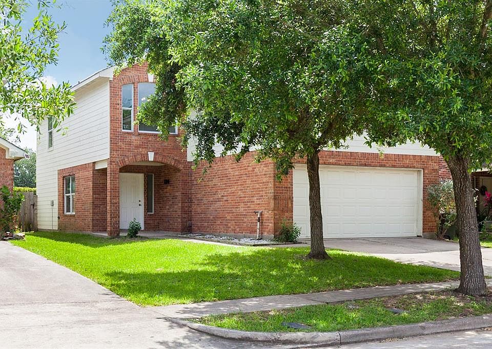 1st image of 8730 Tartan Walk Ln