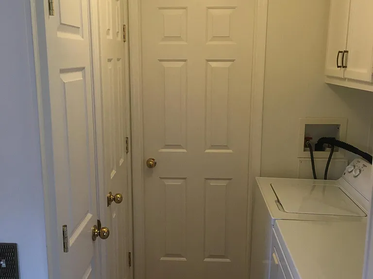 1025 Lake Shadow Dr — Photo 22