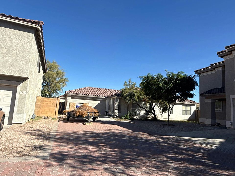 1st image of 2851 E Cherry Hills Dr