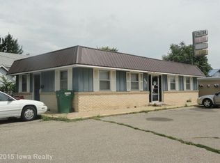 200 E 2nd Ave, Indianola, IA 50125