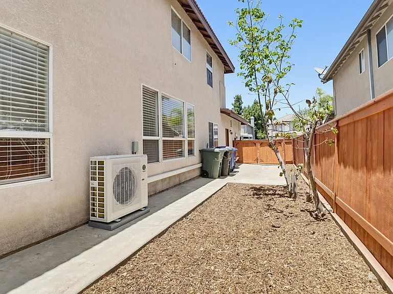 1100 Corrales Ln — Photo 62