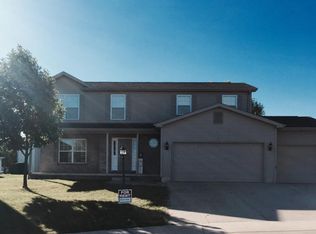 1900 W Miners Dr, Dunlap, IL 61525