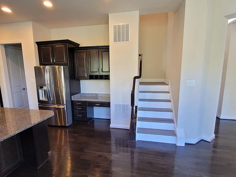 15406 Sir Edwards Dr — Photo 17